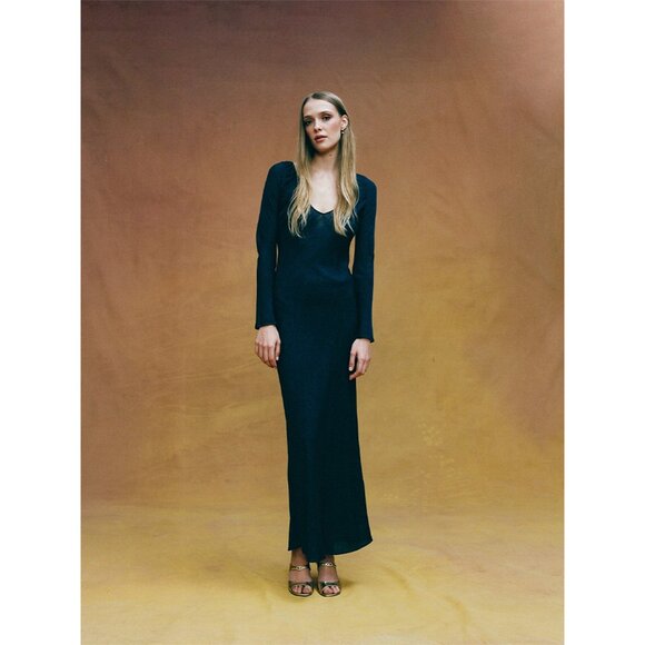 Realisation Par denim blue long-sleeved maxi dress, size M - www.threedaughtersproperties.com Realisation Par denim blue long-sleeved maxi dress, size M - www.threedaughtersproperties.com